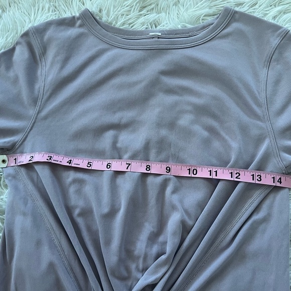 Bundle Of 2: Lululemon Crescent Long Sleeve - Picture 9 of 13